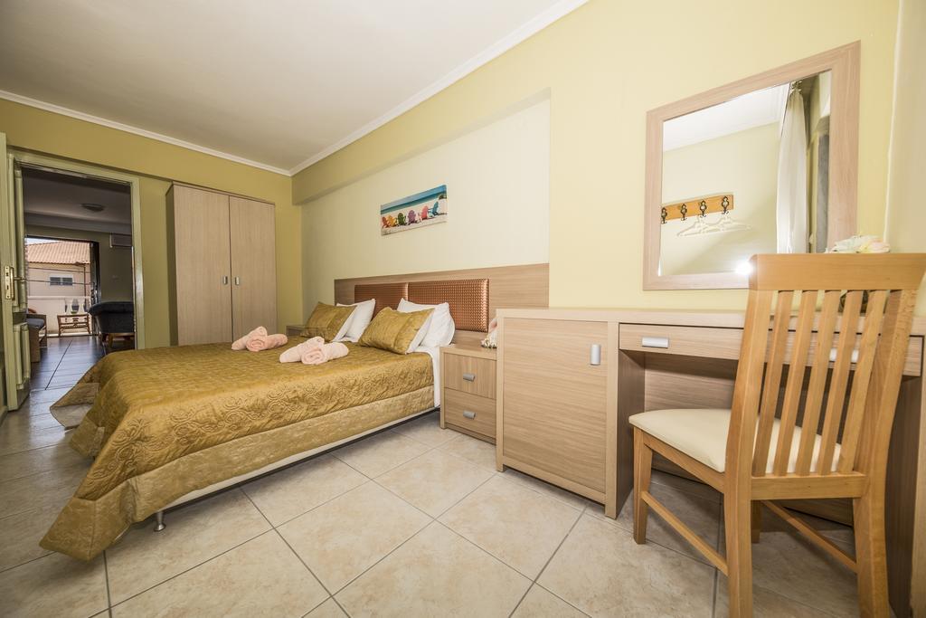Park Apartment Paralia Dionysiou Exterior photo